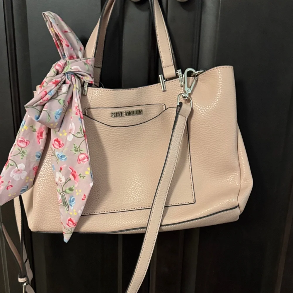 Steve Madden Light Blush Pink crossbody Tote